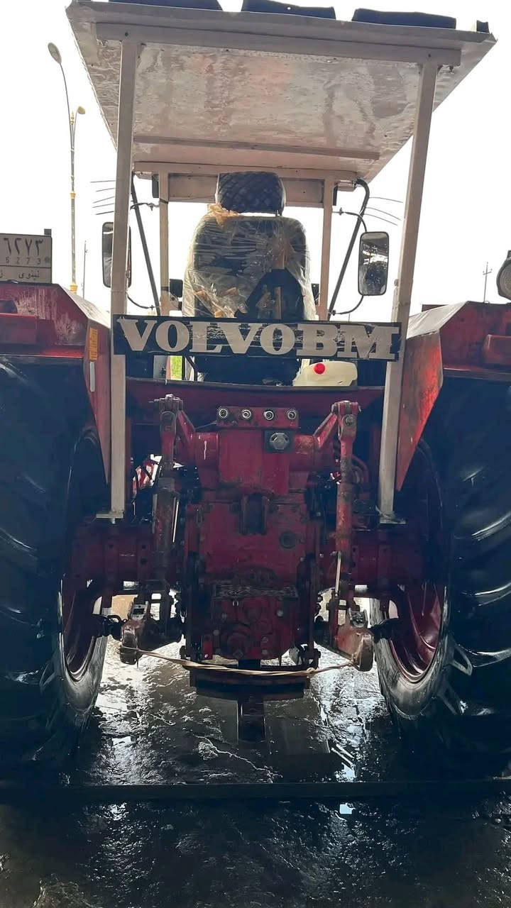 تركتر فالفو موديل 82 للبيع السعر 20 مليون مكفول شرط المكان الموصل كيارة للأستفسار ***********
