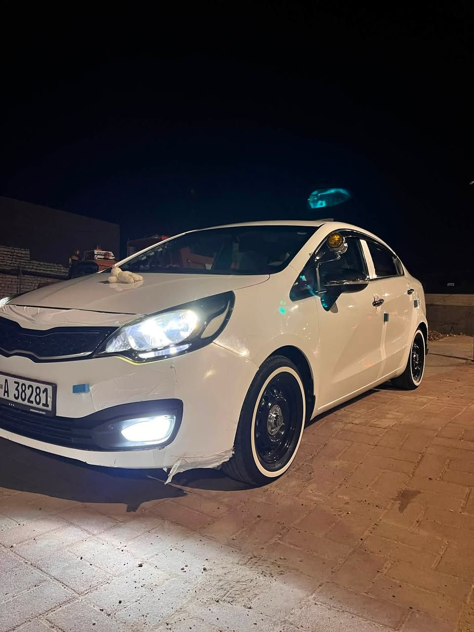 من رخصه الادمن

كيا ريو موديل 14خليجي

رقم شمالي باسمي 

محرك 1600دوش كير at

تبريد ثلج

سونار موجود +بيه صبغ  جوه القبق البانزين فقط 

مواصفات :شاشه /كامرا/تحكمات استيرن/رادار خلفي/ مري شفط/اشاير بالمري/نضام ايكو /لايت زنون/لدات امامي خلفي/

المكان انبار /رمادي

للتوضيح ويل يرجع البلادي حجمه ١٧ 

السعر ١٠٥ بيه مجال قليل

الاستفسار ***********
