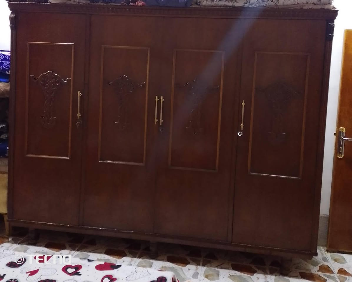 جمعه مباركه غرفه صاج طابق واحد اربعه باب نظيفه للبيع السعر اتصل ***********
