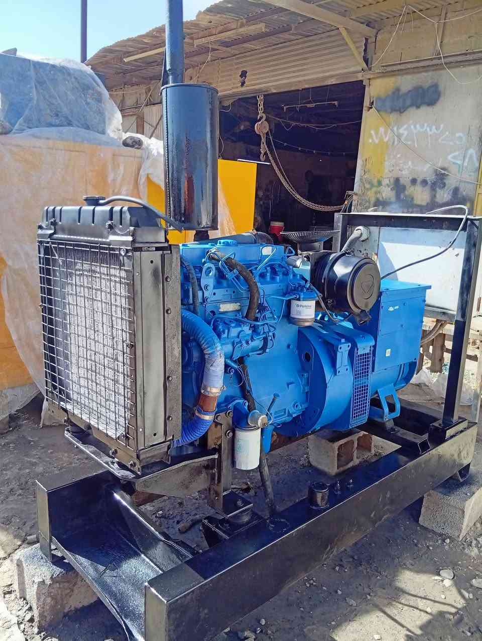 يبركنز انكليزي 4 بستم 50 كيفي توليد لوري سومر حديث كفالة عامه شاصي بلادي بسعر 35  المكان واسط صويره معمل سيف البيضاني للمولدات الحى الصناعي شارع المطحنه ***********
