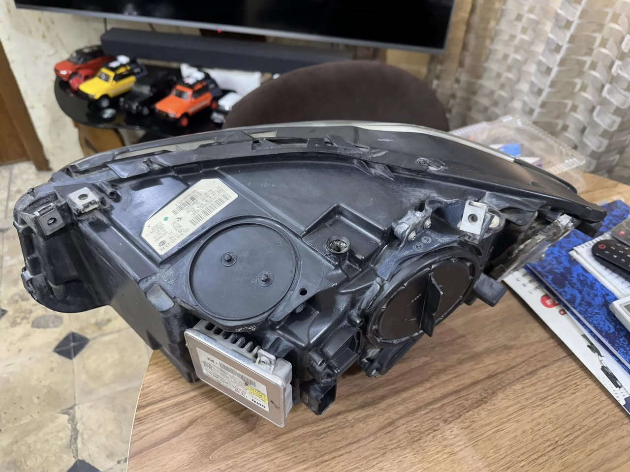 للبيع 
لايت  F10 خليجي صفحة اليمين 
نضيف جداً شغال بدون اي ضرر 
السعر 100 $ قفل 
اتصال فقط 
***********
