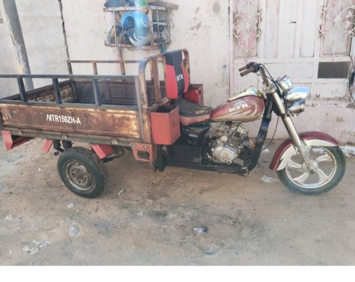 ستوته امتيار الابيع مديل ١٠رقم اسود الاسعر ٨٥٠هذا الرقم رعيه ***********
