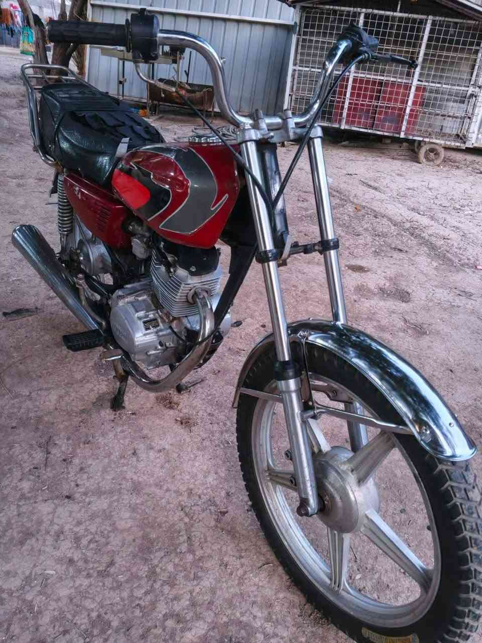 سلام عليكم دراجه يراني اربع كير مكينه تخبل شلع معدل مكان بغداد سعر 250 جماعت ال 200 اطلع كبل


**إذا كنت صاحب هذا الإعلان وتريد حذفه لأي سبب، رجاءا أرسل رسالة إلى الدعم الفني**