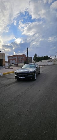 الجارجر للبيع موديل 2010 بيها جاملغ خلفي... صدر وكير ومحرك مكفول شاشه ...