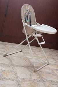 كرسي طعام اطفال • مكاني • الاعظمية