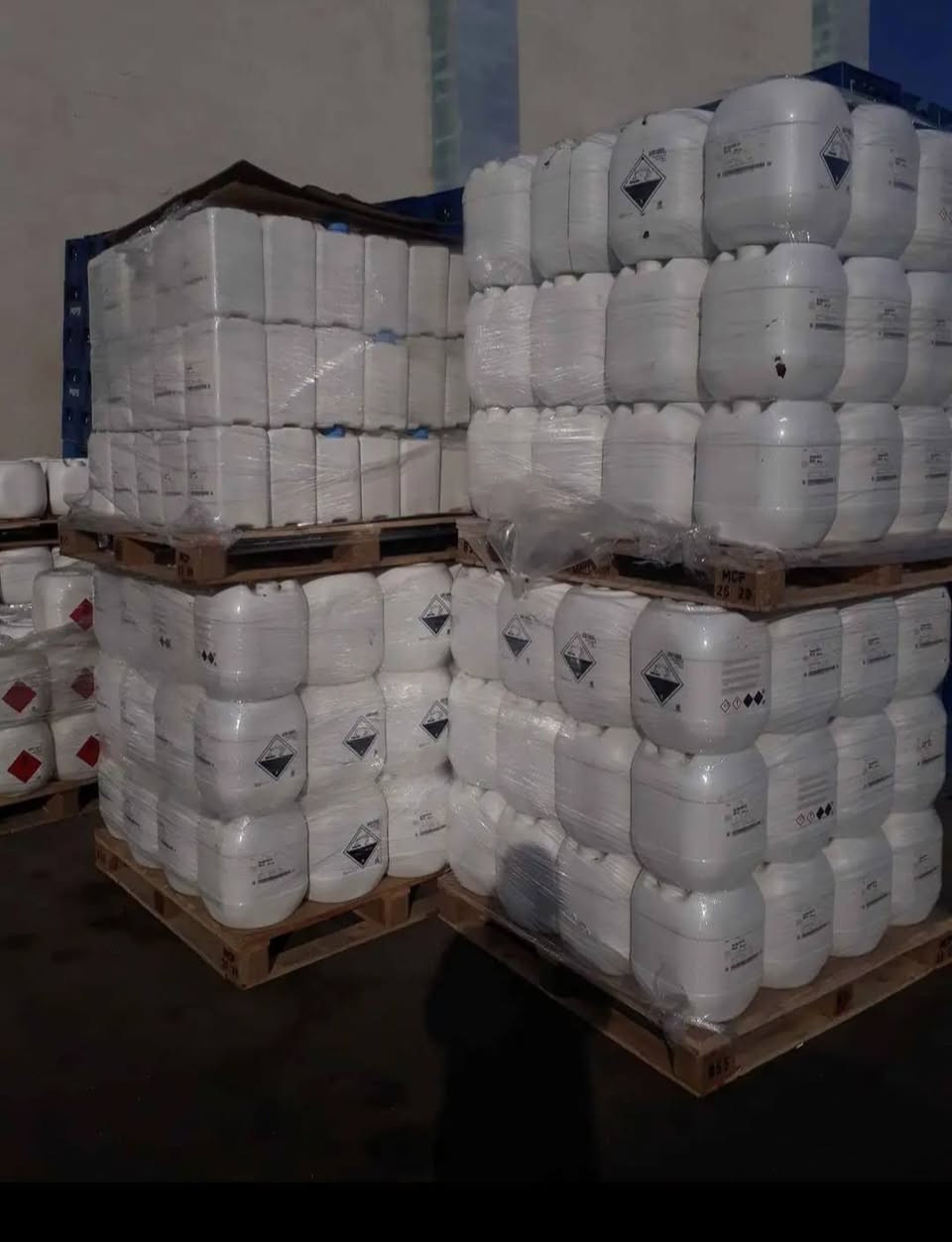 #مجمع ايليا للتجاره العامه _🥶
🔘 عرض خاص جدااااااااا وبسعر رائع 
تصميم أنيق وكفاءة عالية. متوفرة في مجمع 
• 
ـــــــــــــــــــــــــــــــــــــــــــــــــــــــــ
 جلكانات ٢٠ لتر شرط غذائي مال ببسي ( ينشرب بي ماء)

اسعارنه جمله فقط  

                        جمله  فقط 

    #تجهز معامل الزاهي مستحقات التنظيف 
    #تجهز معامل الدبس 

 شكد رايد عدد موجود

شكد ما تريد متوفر عدنه  لحد 10 الف جلكان😍
         
ــــــــــــــــــــــــــــــــــــــــ 
،،،،،،،،،،،،،،،،،،،،،،،،،،،،،،،،،،،،،،، 

للحجز اتصل بنا 📲
 ☎️ جملة خصم لاصحاب المحلات التجارية
*********** ☎️ مبيعات الجمله

المعرض مفتوح من  07:00 ص الى 2:00 م
ولجميع الايام 

العنوان (بابل / حلة / شارع 80 مجاور مجمع زمزم)

العنوان (بابل / حله /   يم شركة الرنا ( المخازن )
#مجمع ايليا للتجاره العامه
  #متوفر  واتساب ***********
