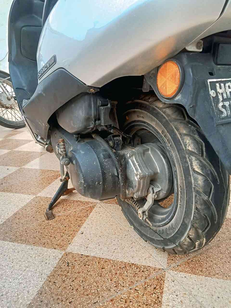 السلام عليكم دراجه سبيسي للبيع الاستفسار والاتصال عله الرقم ***********
