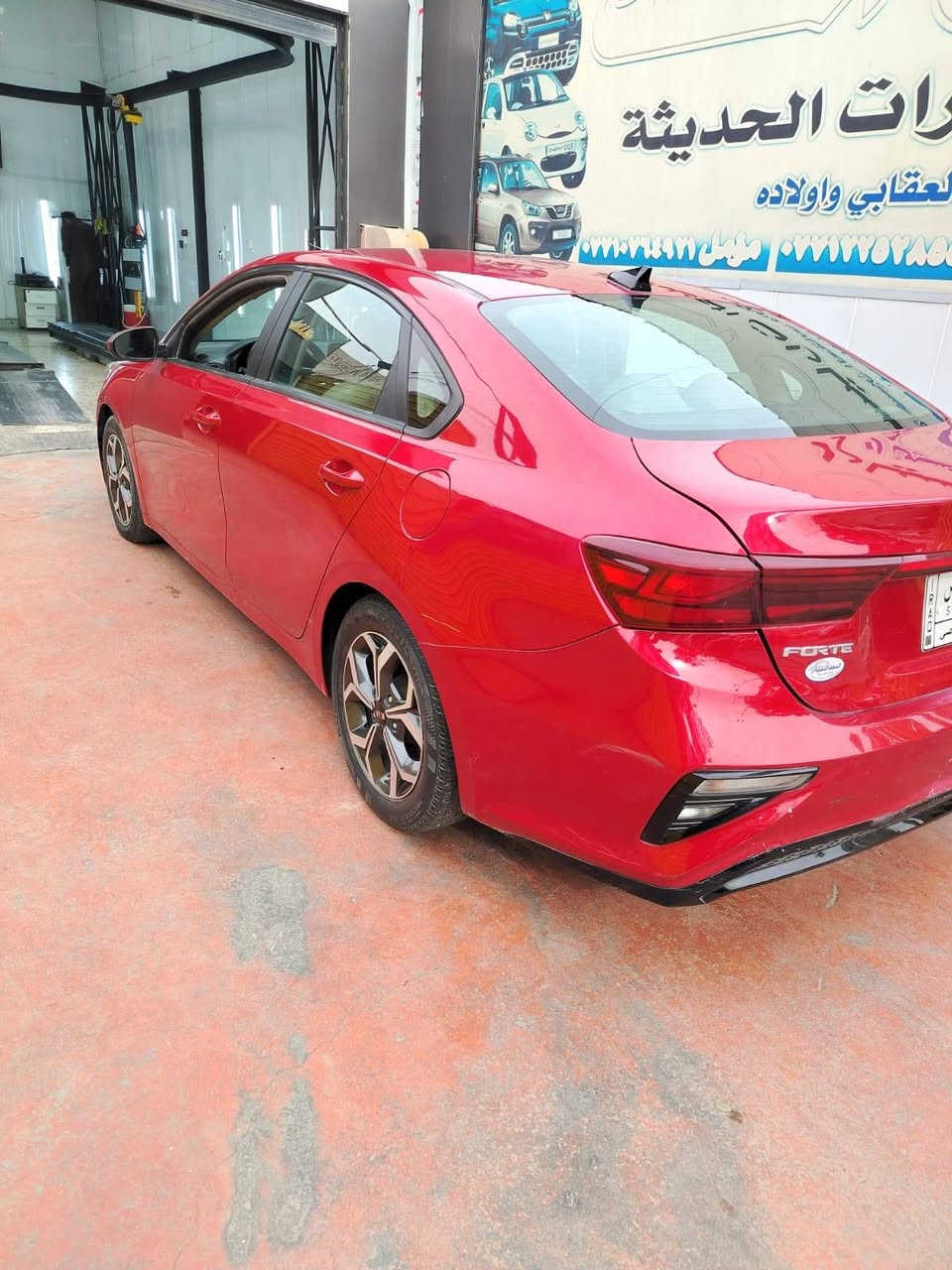 فورتي للبيع موديل ٢٠٢١
ماشية ٣٤ ميل 
حادثها في امركيا موجود فديو
وسونار 
وكذلك بيها حادث جاملغ خلفي
عكس السائق ومعمر ومصبوغ
مكينة وكير وكهرباء وحدادة وتبريد وتدفئة كلها سليمة وشغالة 
بقية التفاصيل بالصور والسونار
سكن بغداد حي اور
 قرب جامع بيت مجيسر 
للاتصال صاحب العلاقة 
 ‏‪ 0770 366 0556‬‏ متوفر وات ساب
غير متواجد فيس 
السعر ١٣٥ وبيها مجال حق الجية ...
