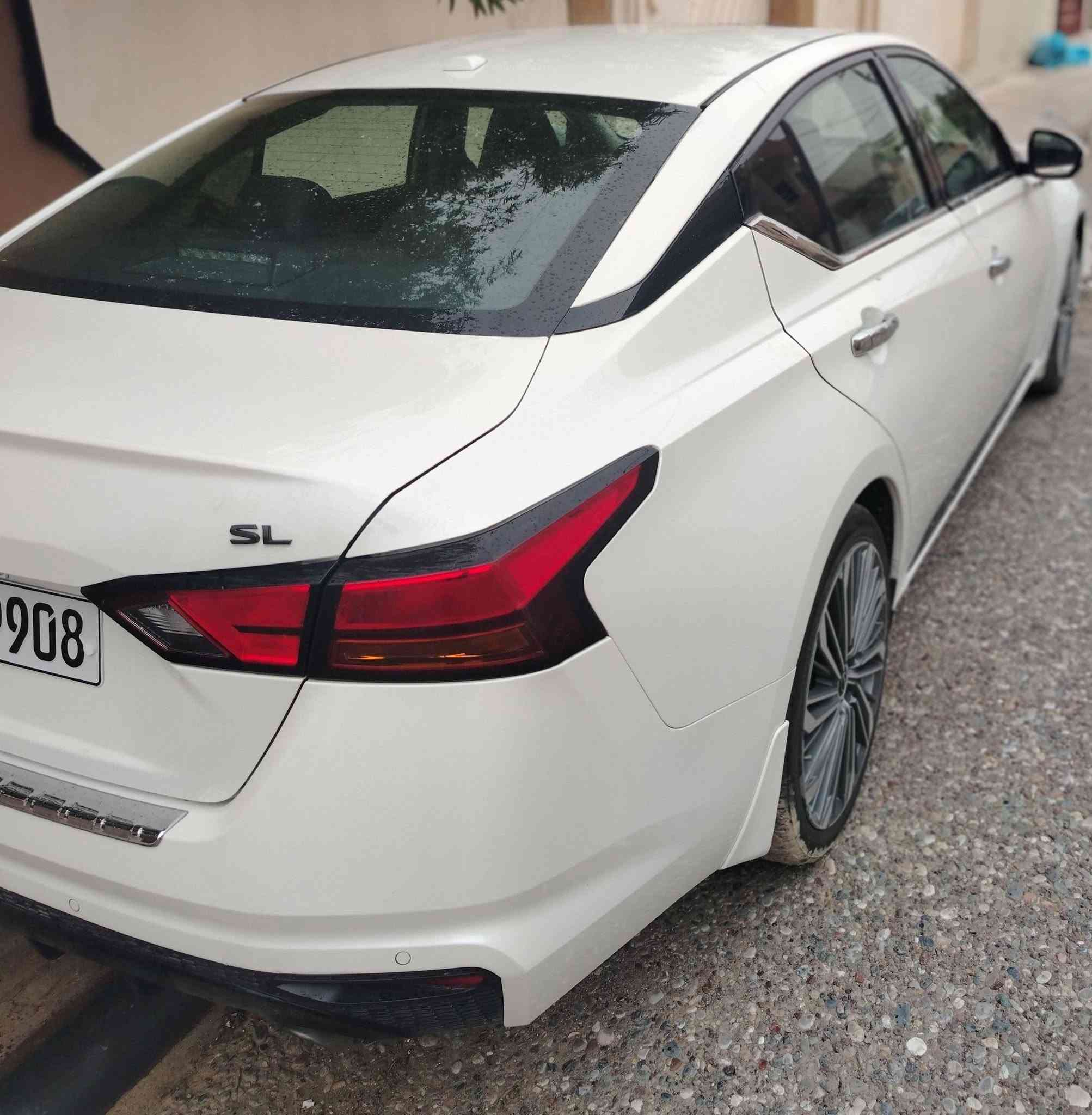 الاتيما 2023 
SL 
فول مواصفات 
مكان السيارة : كركوك 
السعر : 155
رقم الهاتف : ***********
