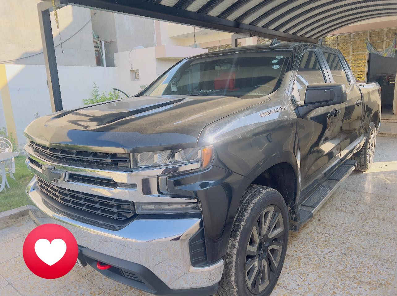 السلام عليكم 
للبيع سلفادور 2020 
تحول سريع السنوية تسقط 2028 
تحتوي على تخويل تضليل صادر من المرور العامة 
فول مواصفات 
8 سلندر 
مكينة 5300 
كشنات كهربائية 
شاشة دشبول 
معروفه مواصفاتها 
تخم تاير جديد 
باتري جديد 
تبريد ثلج 

السعر 225 $ وبيها مجال 
العنوان بغداد 
***********
