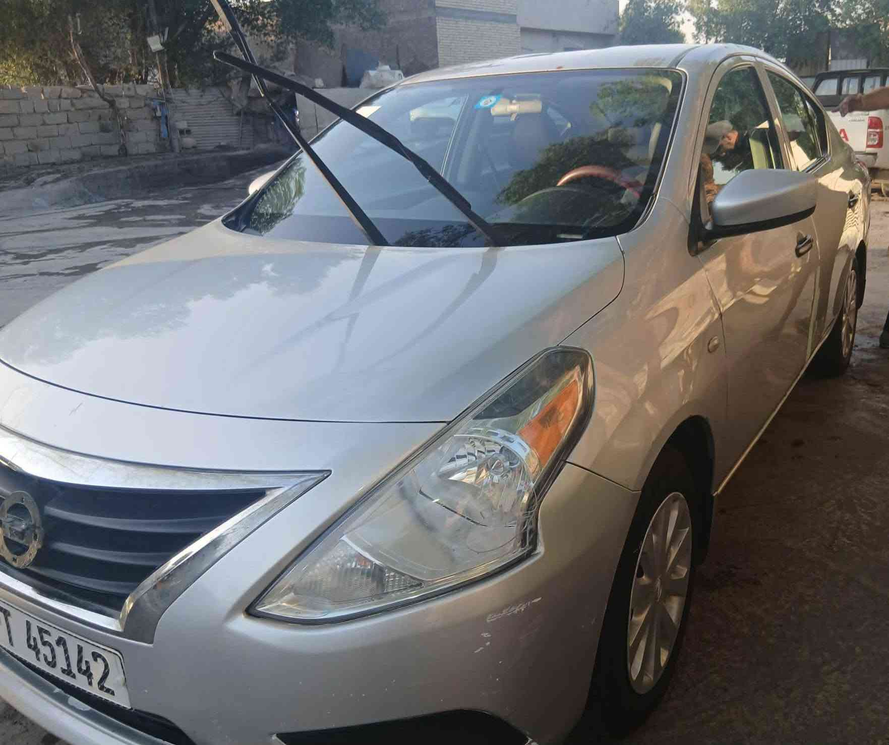 السلام عليكم
للبيع نيسان فيرسا 2019
باسمنة وارد أمريكي حادث أمريكا 
دعامية خلفيه مع بارد بالجاملغ
بالعراق بية تبديل ثلاث قطع جاملغات 
امامي اصلي بدون صبغ وبنيد صبغ مع 
باب السائق 
السعر  ٩٥ وبية مجال 
العنوان بغداد الدورة


**إذا كنت صاحب هذا الإعلان وتريد حذفه لأي سبب، رجاءا أرسل رسالة إلى الدعم الفني**