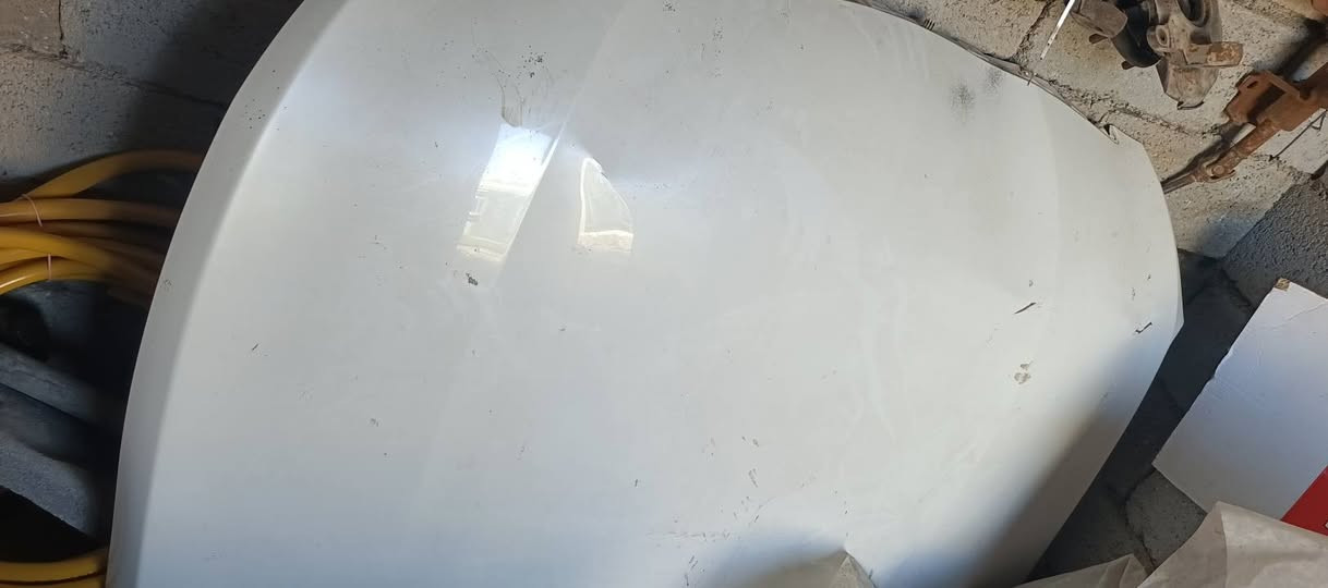 غراض سوناتا خليجي بنيد +لايت +بلاجكتور +راديتر تبريد +مروحه +راديتر ماي النظافه 80٪ التواصل عل رقم ***********
