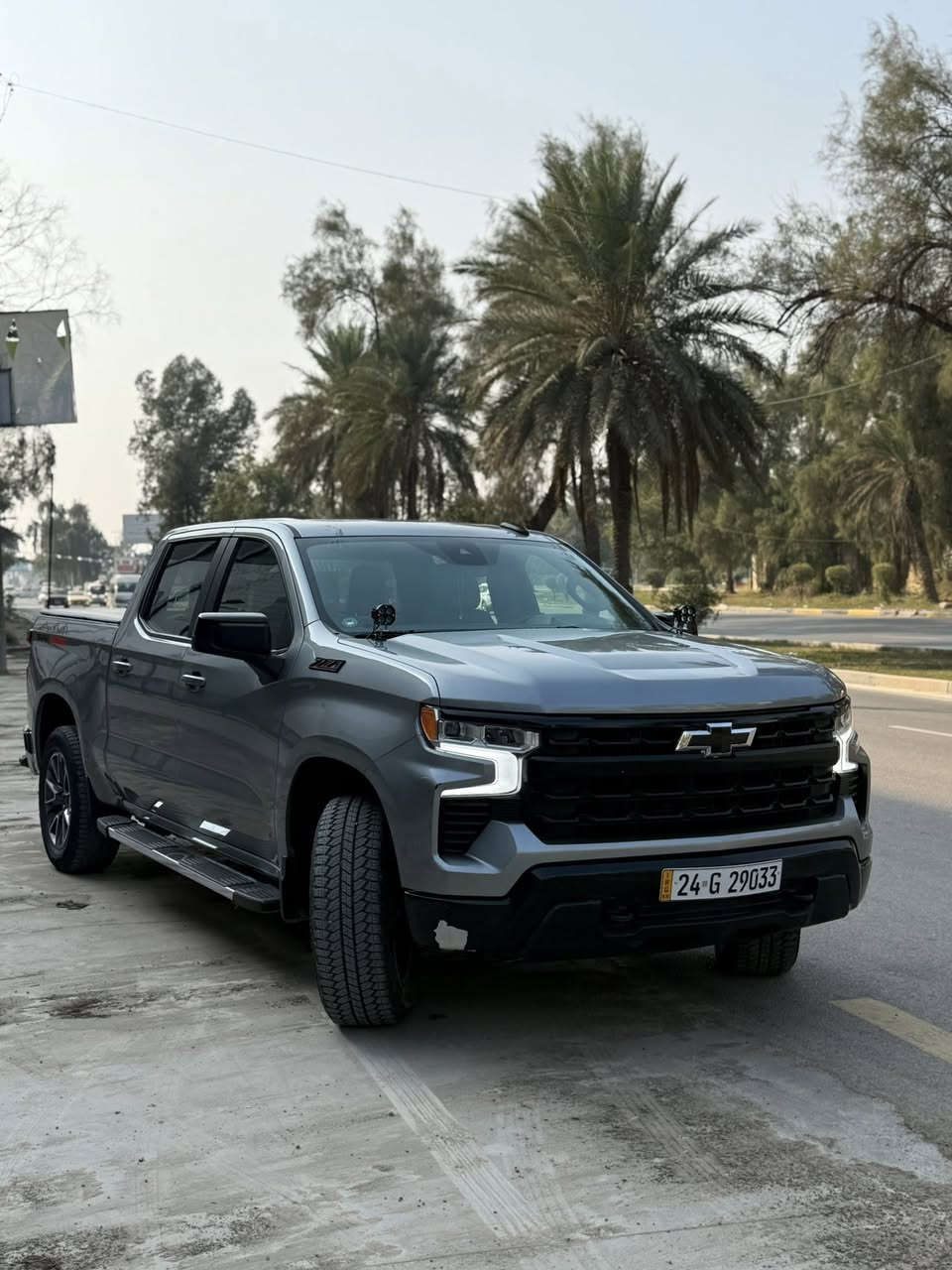 السلام عليكم

سلفرادو 2023 مواصفات LT محوله بالكامل z71 

السياره 4 سلندر نص فول دشبول تاهو فور ويل

السياره انظف واحلى من الصور رقم دهوك باسمي 

ضررها فقط بارد بالجاملغ الخلفي 

سعرها ٢٩٥ بيها مجال 

***********

مكاني بغداد بلديات

مواصفاتها :

شاشة جبيره وابل كار بلي وايرليس

كيجات شاشه 

رادار امامي 

تدفئة مقاعد وضعيتين 

كشن كهرباء

بصمه 

انارة خلفية 

وضعيات قيادة ٤
