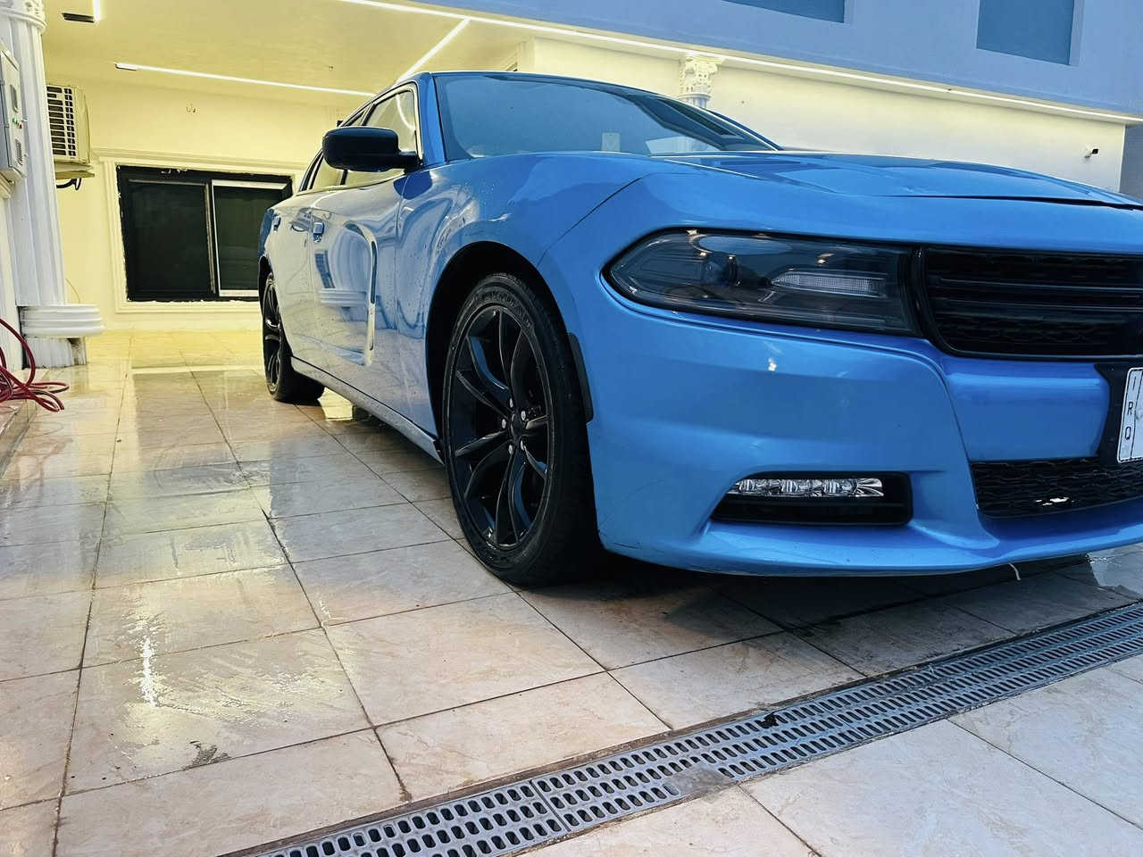 ‏بسم الله الرحمن الرحيم اللهم صلي على محمد وآل محمد
‏تشارجر للبيع موديل 2016 السيارة بدون إرباك بدون ضربة عدد الدعامية الخلفية صور الحادث مرفقة فقط دمي خلفيه الباقي كفالة عامة سيارة رقم بغداد مشروع وطني باسمي رقم إنجليزي سونار مرفق ويا المنشور فقط أربع اصابع بل جنطه صبغ موضح بال سونار
الهاتف ***********
السعر 198 وبيها مجال جدن قليل ماكو هيج سعر كفاله بل خير الصير من نصيبه 
ماصفاتها معروفه سياره 
شاشه جبيره 
كامره دواره 
تشغيل عن بعد 
محرك 3600 🚀 
سياره تو ويل 
ويل كب 20 كروم بلادي مال امريكه 
كشنات حار 🌶️ 
سياره كشنات كهرباء ⚡️ 
سياره ماشيه 61 m ميل حقيقي وين تريد تفحص حاضر سياره جانت مضمومه ست سنوات محد طالع بيها 
العنوان بغداد الدوره 
الهاتف ***********
