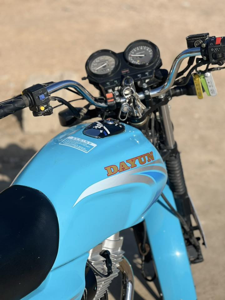 سلام عليكم
دايون للبيع مديل ٢٣ مكينه كفاله 
أوراق اصولي 
مكاني كربلاء 
سعر ١٦٥٠ 
***********
