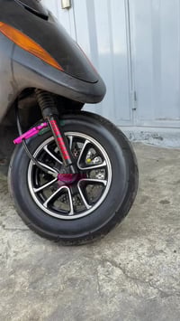 ماكس عدله • متروسه • قفاز