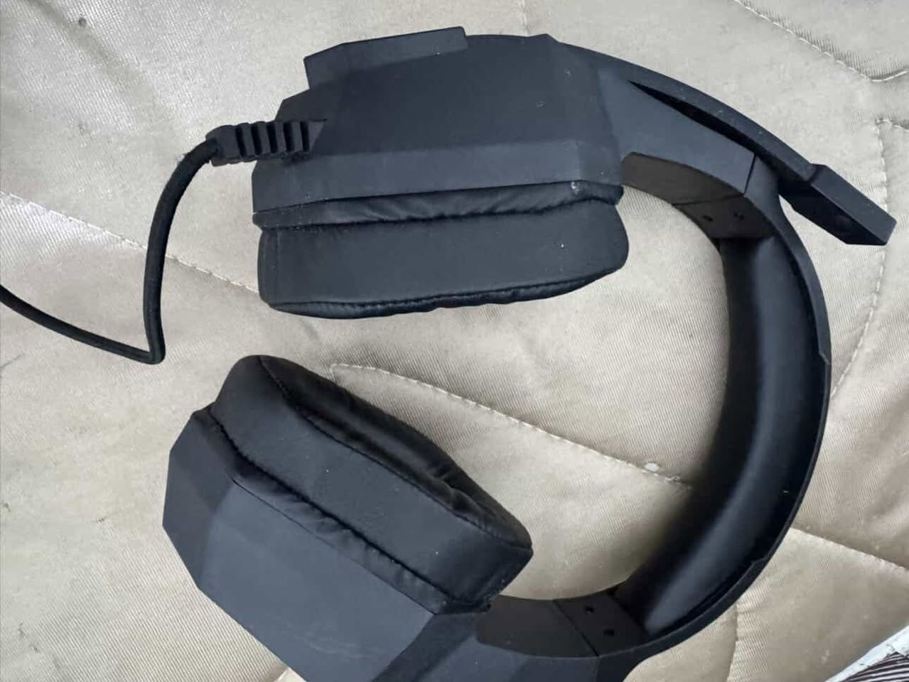 ‏سماعا للبيع أصلي سعر 25,ألف توصيل داخل محافظة كركوك***********
