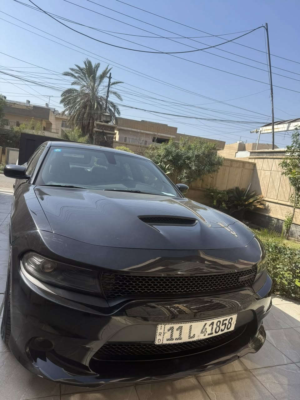 سلام عليكم جارجر موديل 2022 هيمي مكينة 5700 ستوك بدون تزويد يعني بلادية ع وضع الشركة وع ايدي سيارة جديدة جداً واحلى من الصور  ماشية 40 الف رقم بغداد بأسمي حادثها فقط الجاملغ الامامي حادث كلش خفيف وصور الحادث موجودة بل منشور السعر 270 ورقة وبيها مجال مكاني بغداد الكرخ ***********
