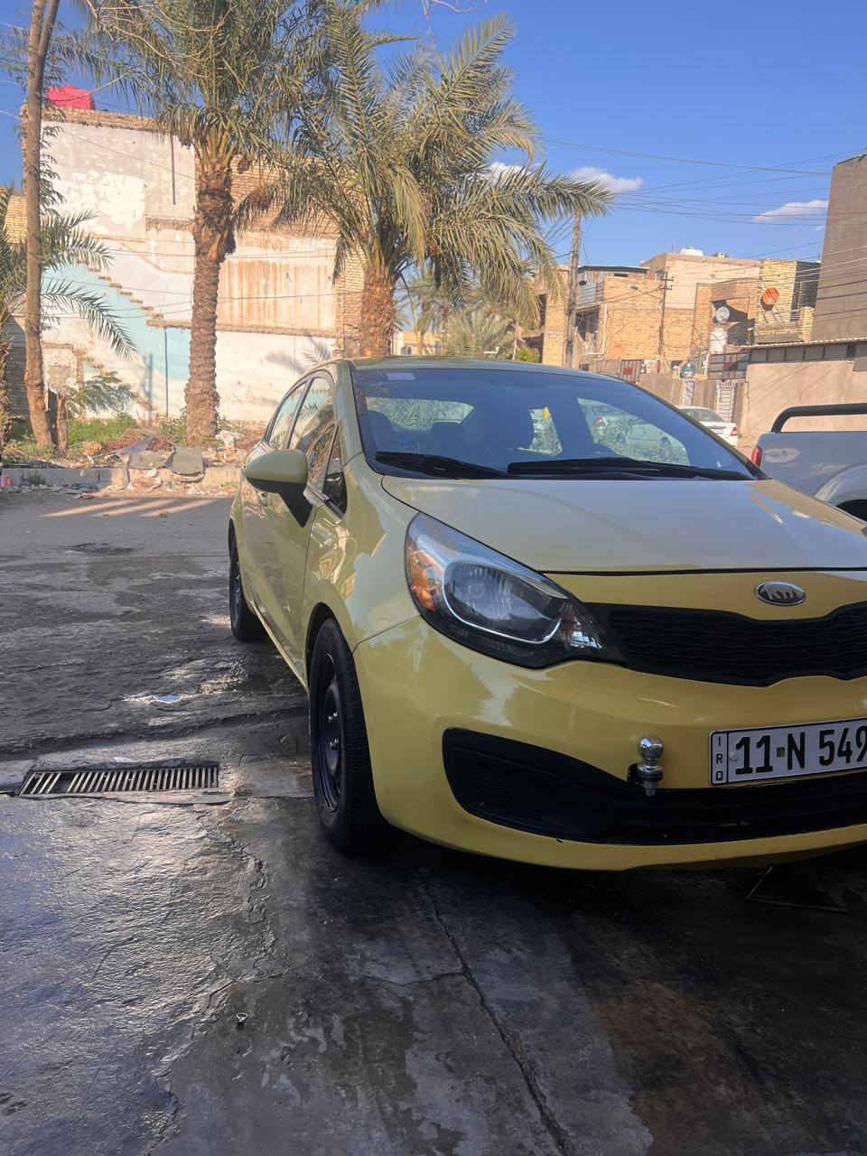 السلام عليكم كيا ريوو ليموني خصوصي بلادي 2016
كير ومكينه كفاله لاتنقيص ولا تبخير 
تبريد ثلج 
كهربائياة كلها شغاله 
غرفه بيجي الجام كهربائي
سنويه 2031
رقم جديد هزه جديده
حادث جاملغ وبنيد وكو تصليح بلغد
مكاني بغداد البلديات 
السعر 83 والشراي بخدمته
سياره جديده 
***********
