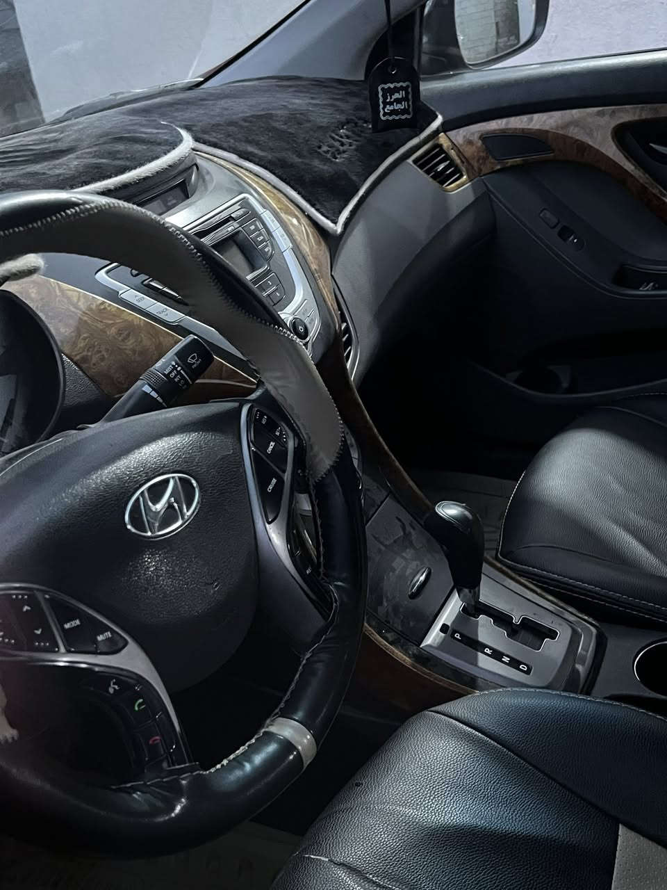 السلام عليكم النترا 2013 كندي مكينه 2000 رقم بغداد قطعتين ونص صبغ بجم كفاله سياره كامله للاخير رقم ***********
