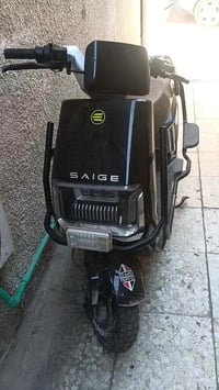 دراجه شحن نوع SAICE ٦بطاريات مستعملة ثلاث سرع السرعة الفعلية ٩٠للبيع ت...