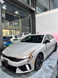 كيا K5 • ٢٠٢٥ • جي تي لاين