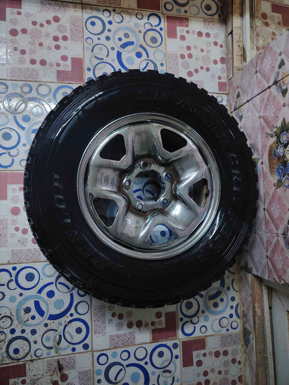 السلام عليكم
للبيع تاير فور ويل عالي جبلي نضيف لا بي ضرب ولا فتيله هوه والويل منفوخ و جاهز للبيع المكان النجف ناحيه الحيدريه خان النص
السعر ٧٥ وبي مجال للشراي
***********
