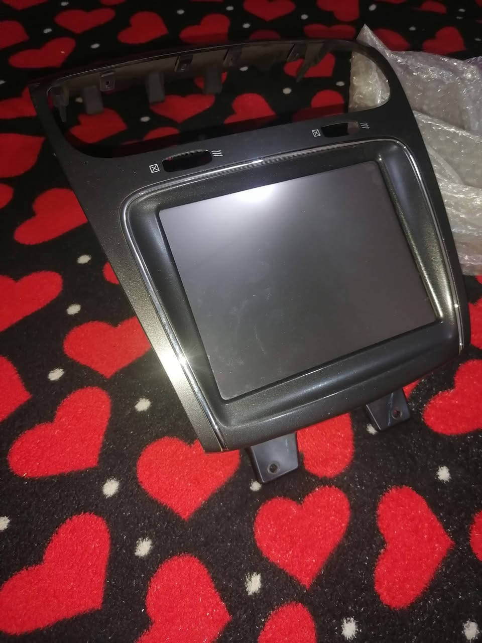 السلام عليكم عندي ذني بصمه وهوك جورني شاشه بدون سيدي *********** ذي قار
