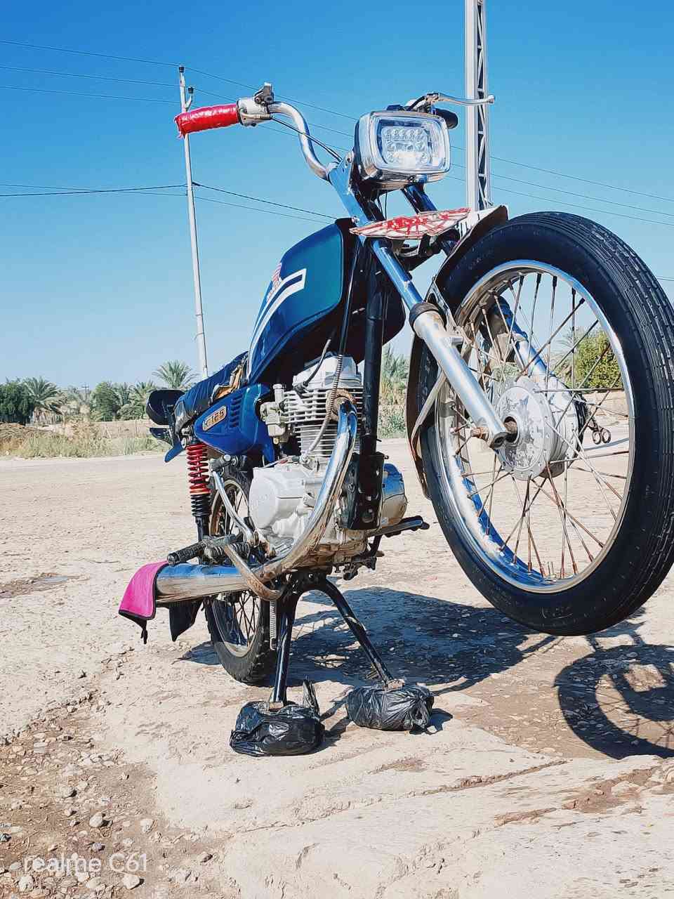 للبيع نامه
كلك
مديل 18 
مكاني بابل الحمزه الغربي 
السعر ٢٥٠بيه مجال 
‏‪0776 995 4895‬‏
