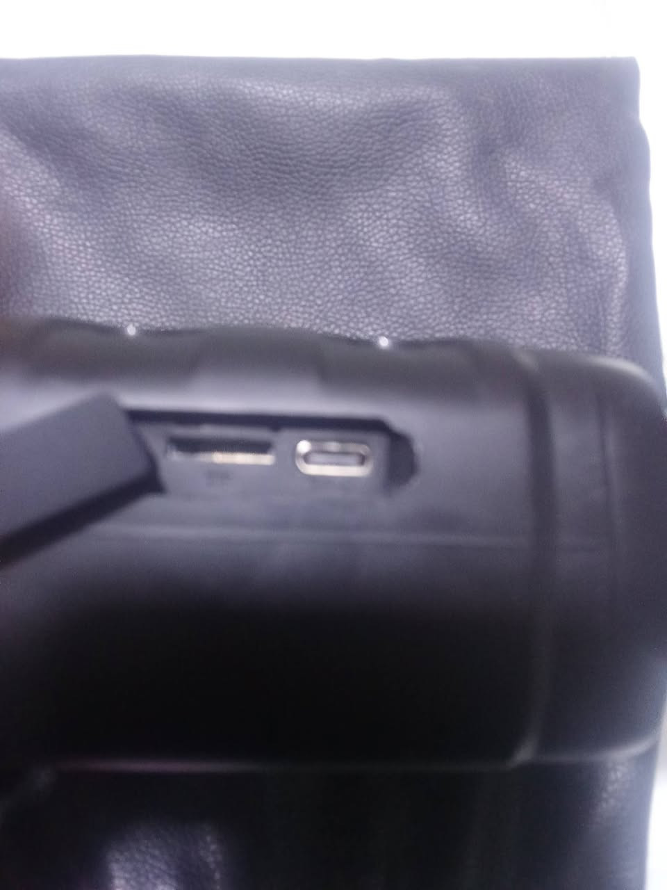 السلام عليكم من رخصة الادمن، 
ناضور ليلي نهاري اصلي شحن  مع تصوير فيديو وبي مكان للرام لحفظ الفيديوهات السعر 45  للاتصال على الرقم  ***********
