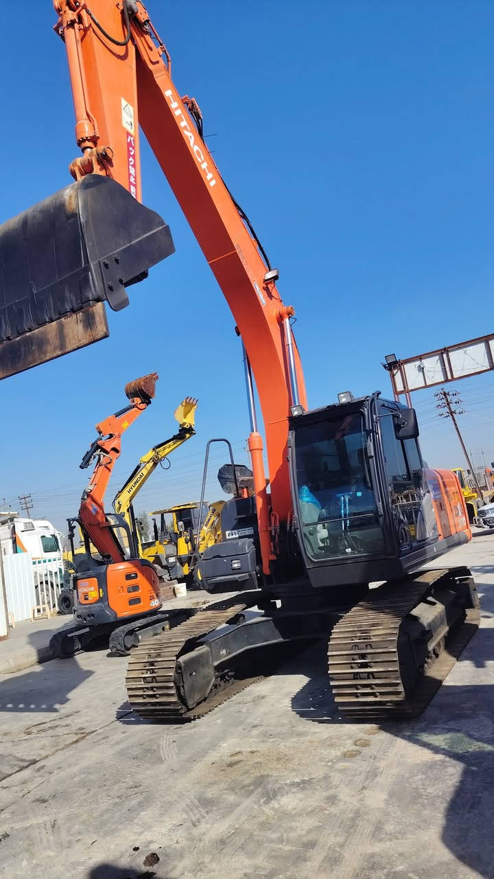 اللبع حفاره بي 5 حجم 200.
***********
***********
