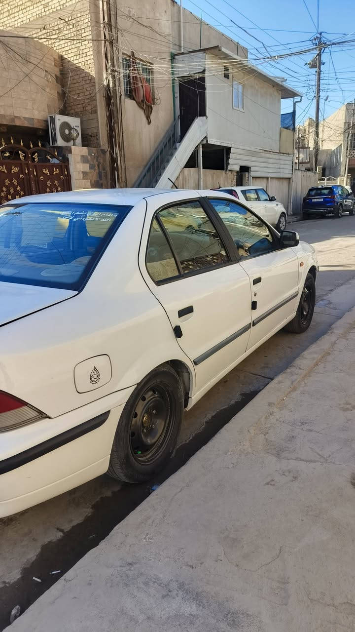 سمند مديل 12 رقم بغداد انكليزي باسمي تحويل مباشر هزة جديدة السياره حلوة وكاعده وخير من الله بس بابين الصدر والورا مرشوش كلير فقط لا ضربه لا معجون ومكينه وكير كامله مكفوله حلوه گلب واطلع السعر (50) وبيها مجال مكان بغداد البياع الرقم (***********)
