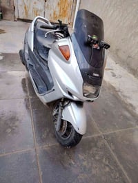 دراجه لبيع ماجستا الياباني وراخه كامله سعر خاص رقم 07727075935