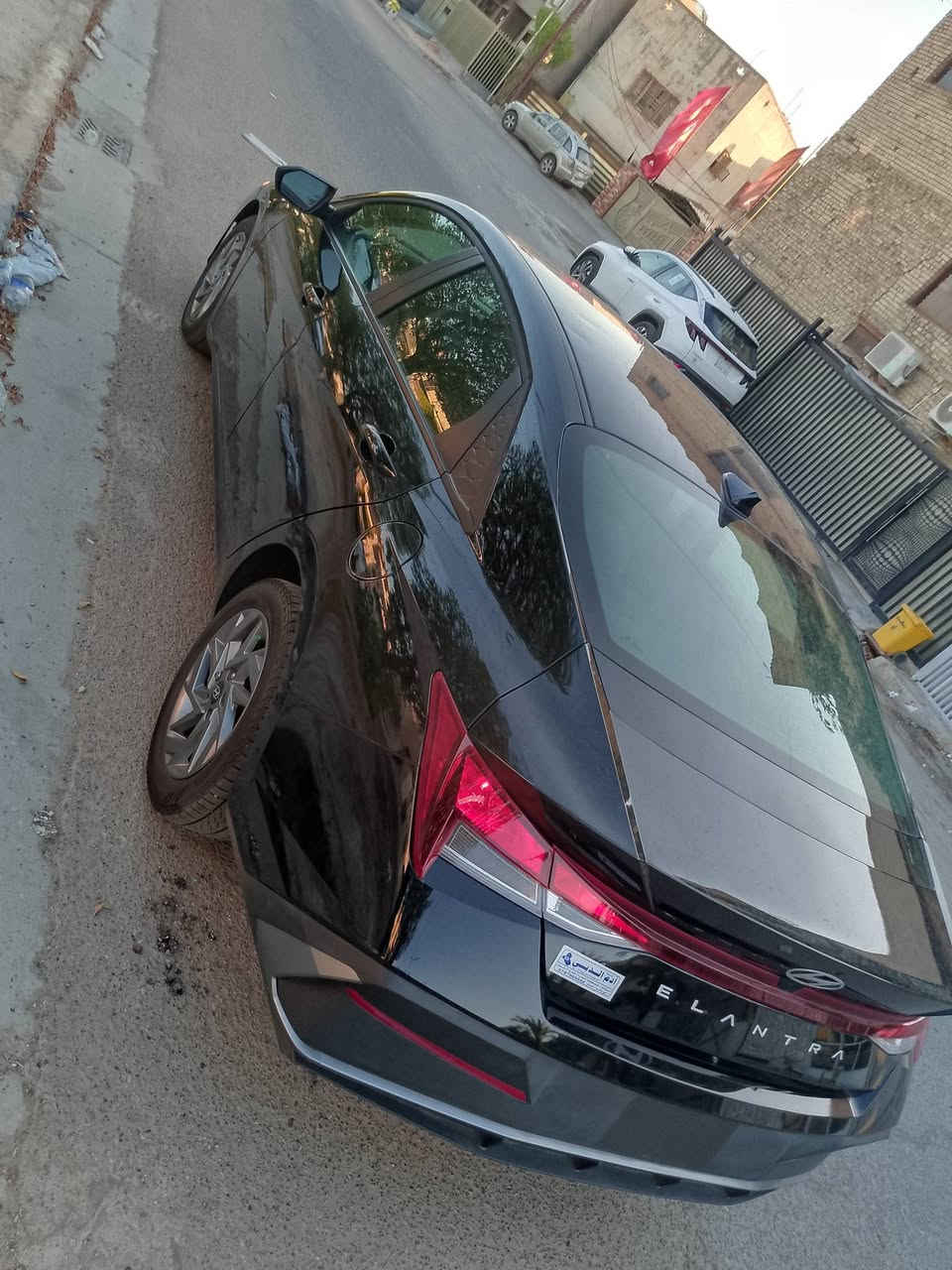 ‏السلام عليكم للبيع دخول جديد منفيس بسمي موديل 25  بدون اي صبغ تبديل بنيد اصلي نفس اللون بدون دواخل ايرباك دركه فقط ماشيه 18m سعر 134وبيه مجال مكاني بغداد حي العامل ‪***********‬
‏مواصفات بصمه تشغيل عن بعد يداة ترحيب جنطه ذكيه توقف ذاتي رادر جانبي رادر خلفي 
‏
