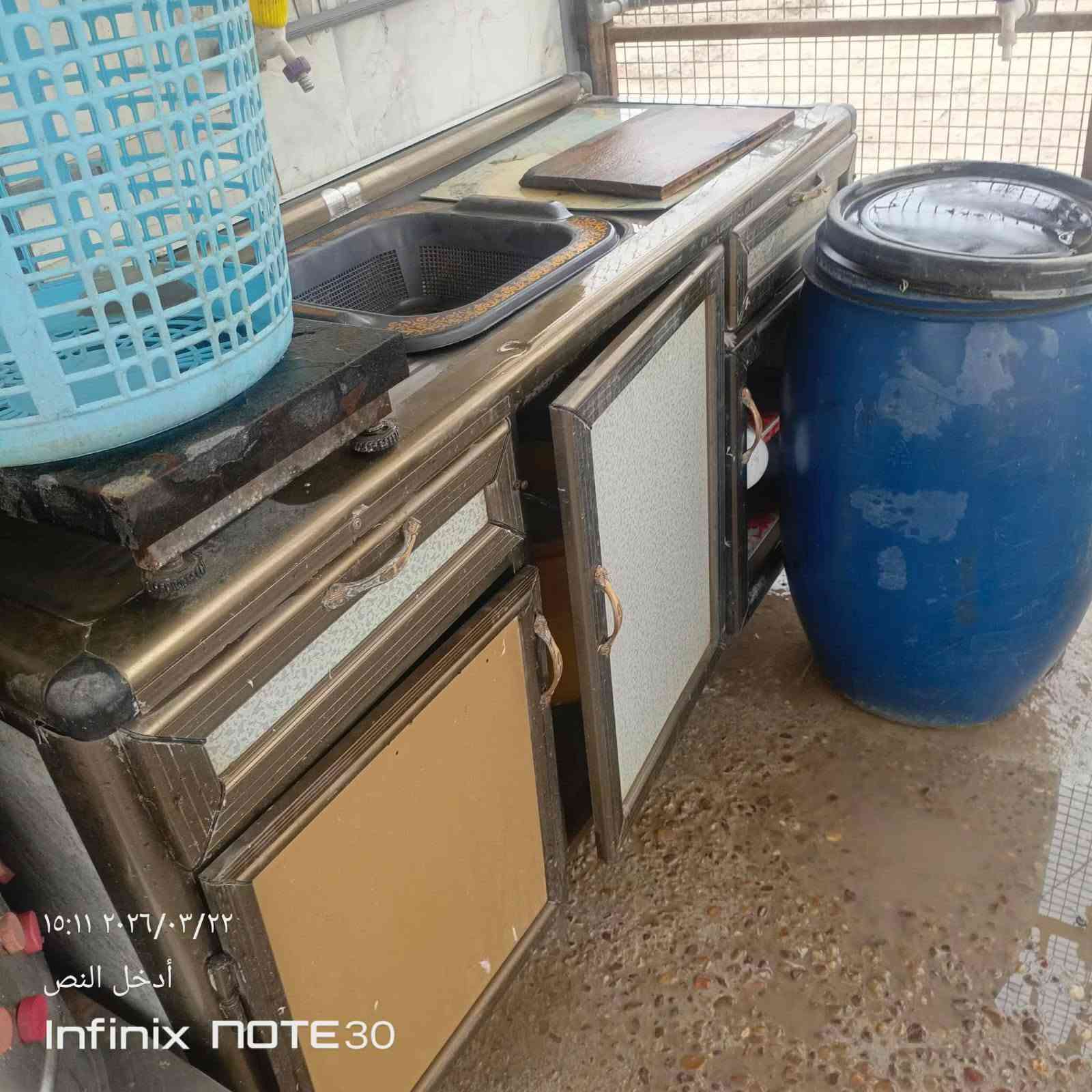 السلام عليكم، للبيع معدات محل دجاج كاملة وجاهزة للشغل، الغراض نظيفة وبحالة ممتازة وتفيد اللي يريد يفتح مشروع جديد. المعدات تشمل:
​صماطة (بحالة ممتازة).
​قفص دجاج.
​سنك غسل.
​ميزان إلكتروني.
​مناهل ماء عدد (3).
​سلات دجاج عدد (2).
​الموقع: بغداد / حي 17 
رقم الموبايل وبيه واتساب ***********
