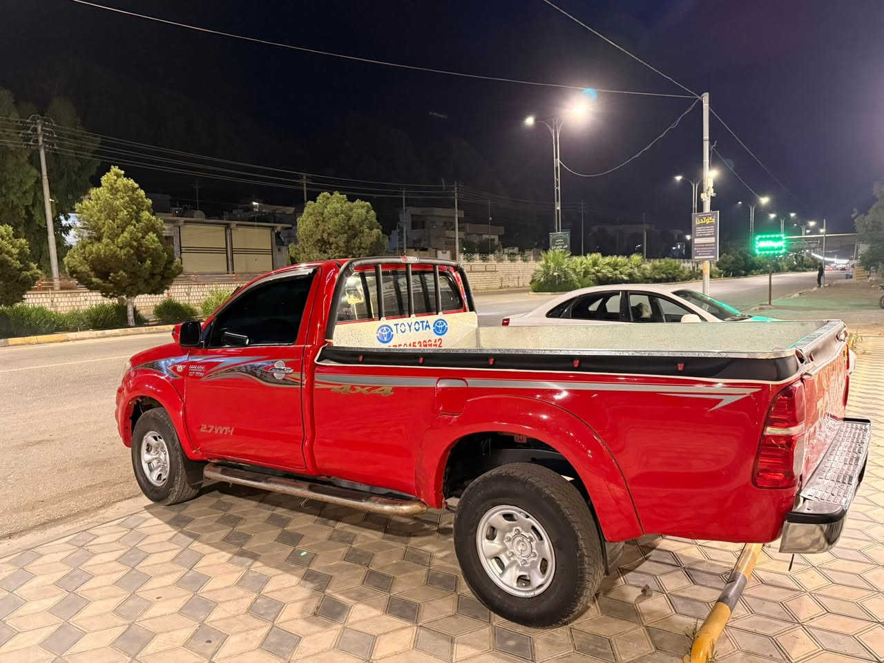 toyota hilux 2011
مەرزیە ٢٠١١ تاک  دەبل ئەکسل بۆ فرۆشتنە 

هەموو گیانی بە شەرتە گئر مەکینە ئەکسل 

سەیارەکە  مەکینە کەی کراوەیە   سەرفو بوخار و سەوتی مەکینە بە شەرت.  ئەکسلو  گئر و دەبل گیر بە شەرت 
 
یەک پەلە بۆیاخە هەیە 

سەیارەکە هەتا بلئی جوانە مالی دۆستە  

سەیارەکە لە سید سادقە 
رقم :: *********** 
تکایە مشتەری نیت چات مەمە لەگەل ریزما ❤️❤️
