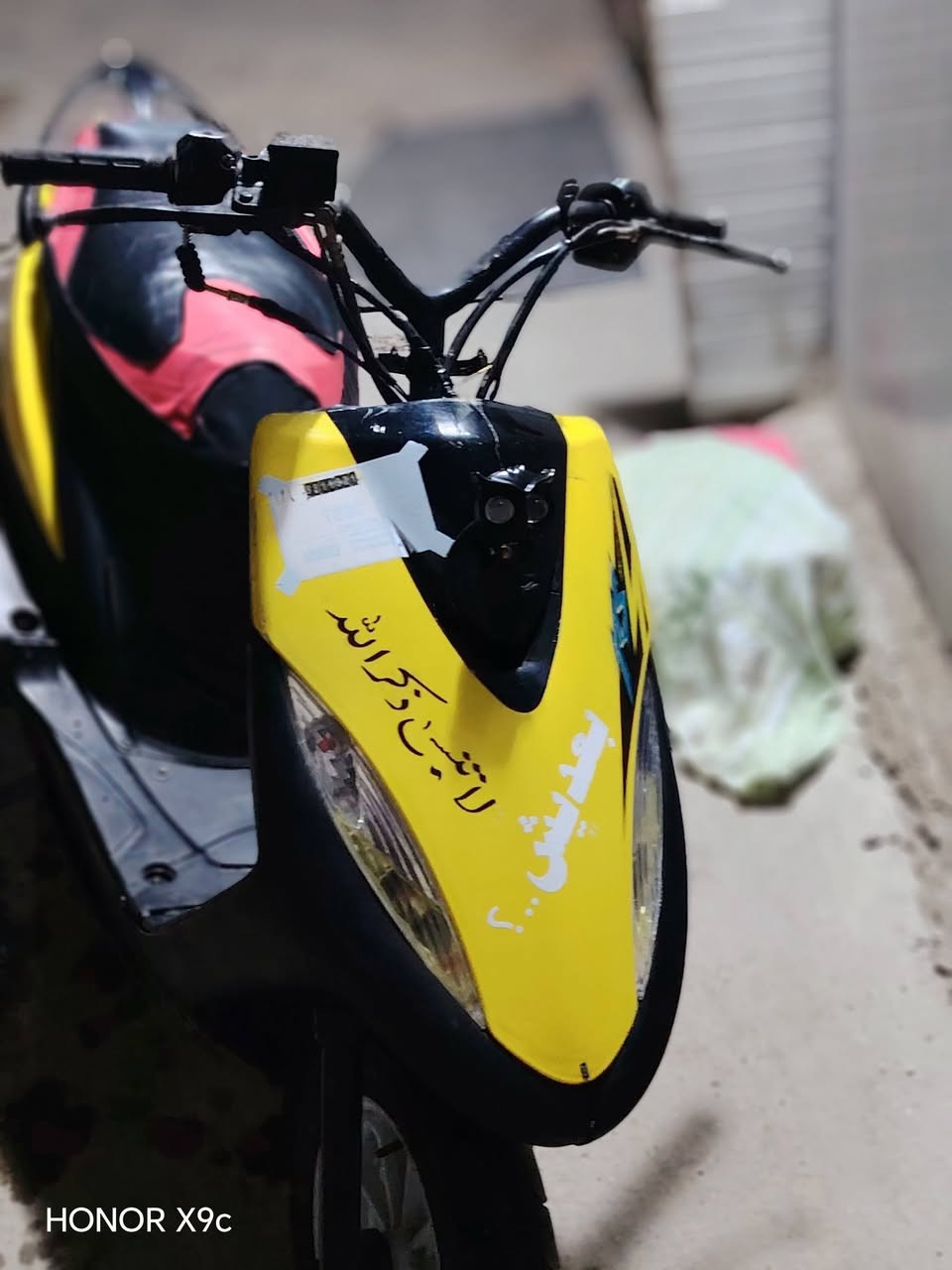 سلام عليكم  دراجه ماكس عدله صدر جديد دبل خلفي جديد بوشه 55دراجه شلعه ومعدل سعر 450 وبيه مجال شي بصيط بغداد  البياع رقم ***********متواجد بس واتساب فقط
