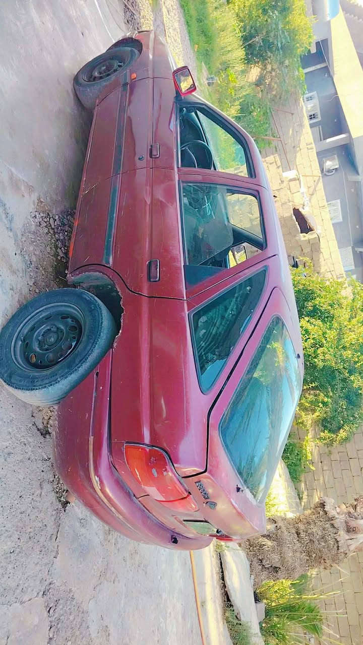 السلام عليكم سيارة فورد مسجلة مانندل راعيها مكفولة. 
كير محرك شرط مراوس شعندك نزل حتا اذا فرق مو مشكلة 
نزل شعندك سيارة مراهم 
***********
