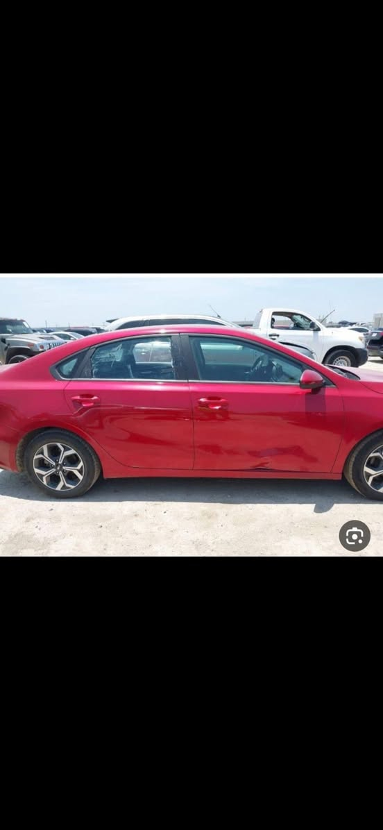 يالله سلام عليكم كيا فورتي للبيع موديل 2021رقم اربيل ابسمي تريد تحويل تريد وكاله ليبل واحد حادثه موجود بل منشور ويه سوناره موصفات معروفه عاديه سياره ع وضع شركه كول نقص مابيه حتى دعاميه بلاديه وخير من الله سعر 135وبيه مجال للشراي ومكانه بغداد اتريد ويل كب اتريد وياله عاديه رقم موبايل ***********
