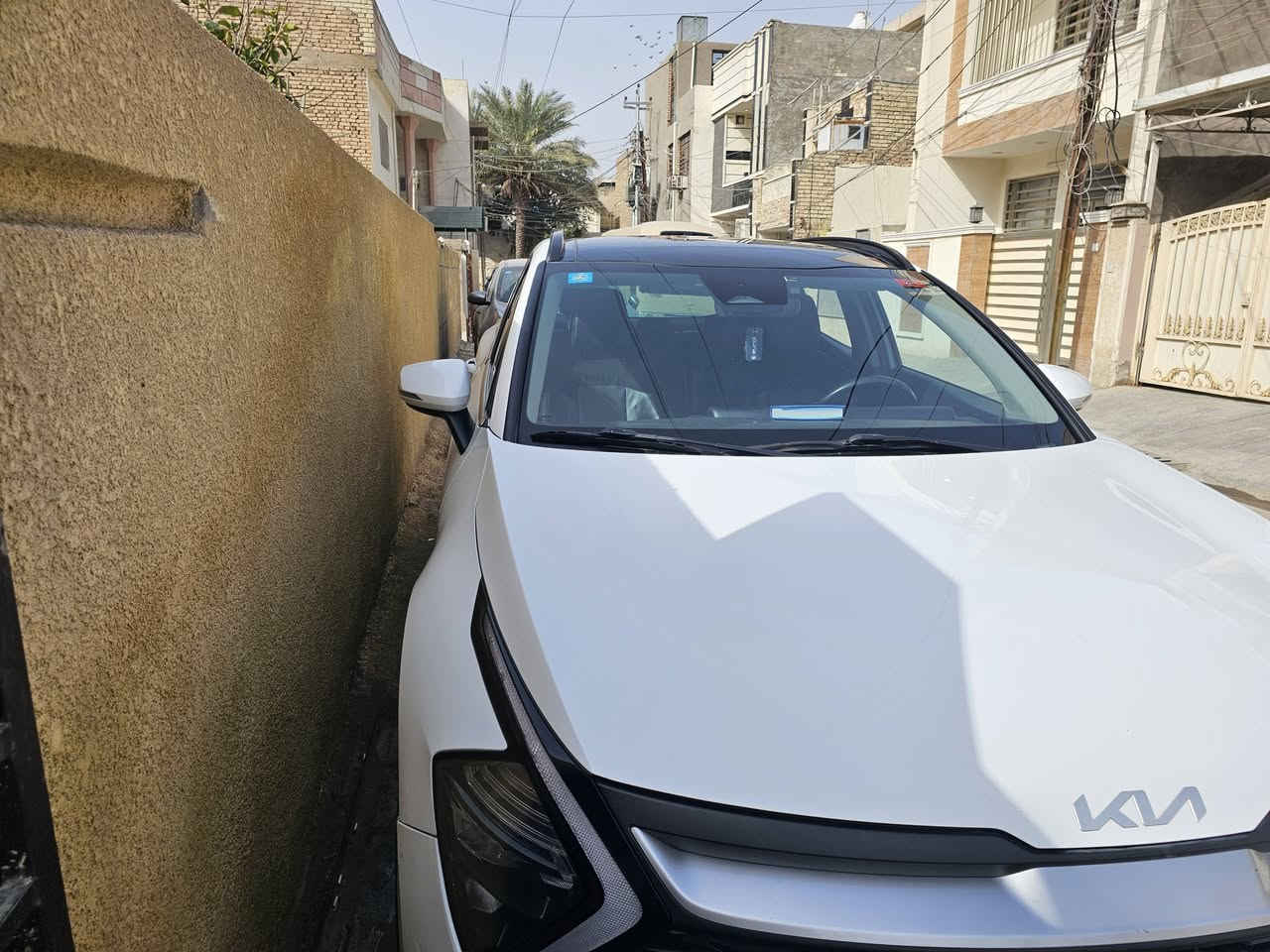 سلام عليكم سبورتاج ٢٢ هايبرد كوري اصلي  شكل جديد فول مواصفات بيها بابين مبدله اصلي وبارد قليل بالباب الخلفي مكاني بغداد رايدها 195 وبيها مجال رقم بغداد ماشيه ٣١ الف كيلو 
***********
