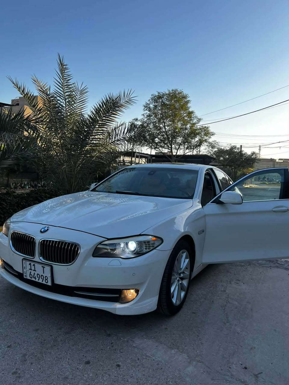 السلام عليكم ورمضان مبارك عليكم 
للبيع أو مراوس ب احدث 
F10 
2011
محرك n52 
B30
صبغ بابين بدون حادث 
وبيها بارد بخشم البنيد 
سلايد روف 
شاشة وسطية 
بردات 
حساسات 
مكان السيارة الدورة 
السعر 165 وبيها مجال 
للاستفسار *********** بغداد, العراق
