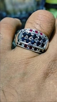 خاتم فضة 925 • ياقوت طبيعي • نقش أسماء