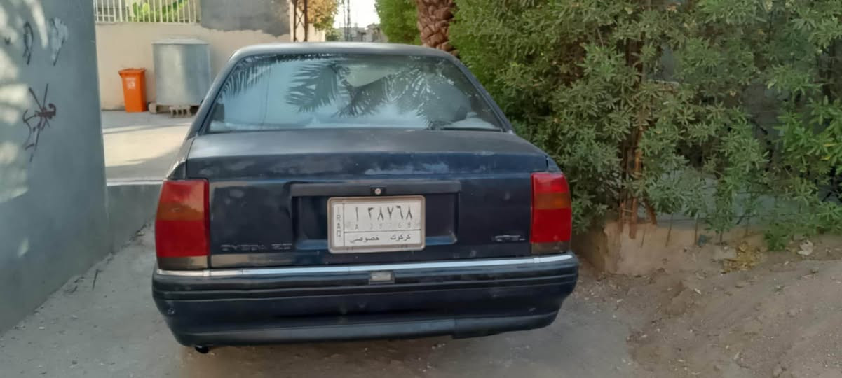 السلام وعليكم اوبل اوميكا موديل 92 كير اوتماتيك سنويه جديده لحد 29  بسمي كاربون بانزين  بيها تخم  تايرات جديد بيها بطاريه جديده صدر جديد سعر 35 ومجال بسيط  *********** Singapore
