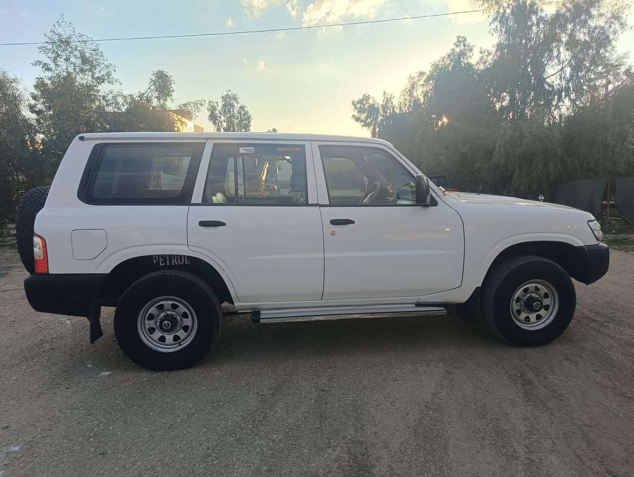 ***********پاتڕۆڵ مۆدێل 2001موحەسەن گێڕومەکینەوئەکسل و دەبڵ ئەکسلی بەشەرت بێ دەعم و لێدراوی پێشی نەتەقیوە سەنەوی تا2030تازەیە تەحویل و غەرامەوبڕاوە بەشەرت ناوی لەحاسیبە نیە بەشەرتی هەموو ئێراق سعری 93گڵاو یەک تۆزێک مەجال ***********ناونیشان چەمچەماڵ
