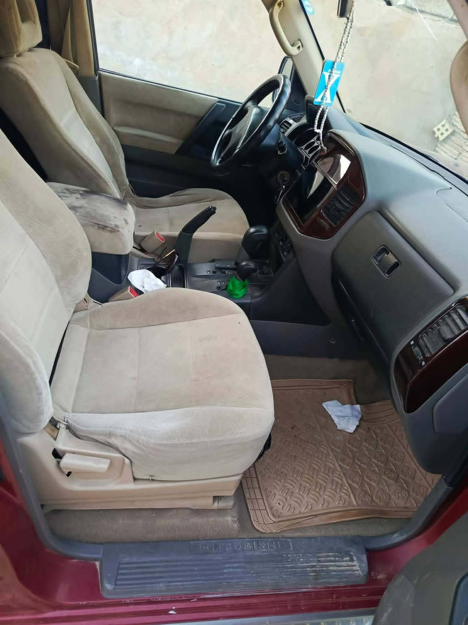 باجيرو 2002محرك 3000تبريد 3قطع شاشة كبيرة تخم تاير مصبوغة حزام بدون اي ضربة 
مراوس بجارجر او اوبامه من 2010 وجوه


**إذا كنت صاحب هذا الإعلان وتريد حذفه لأي سبب، رجاءا أرسل رسالة إلى الدعم الفني**