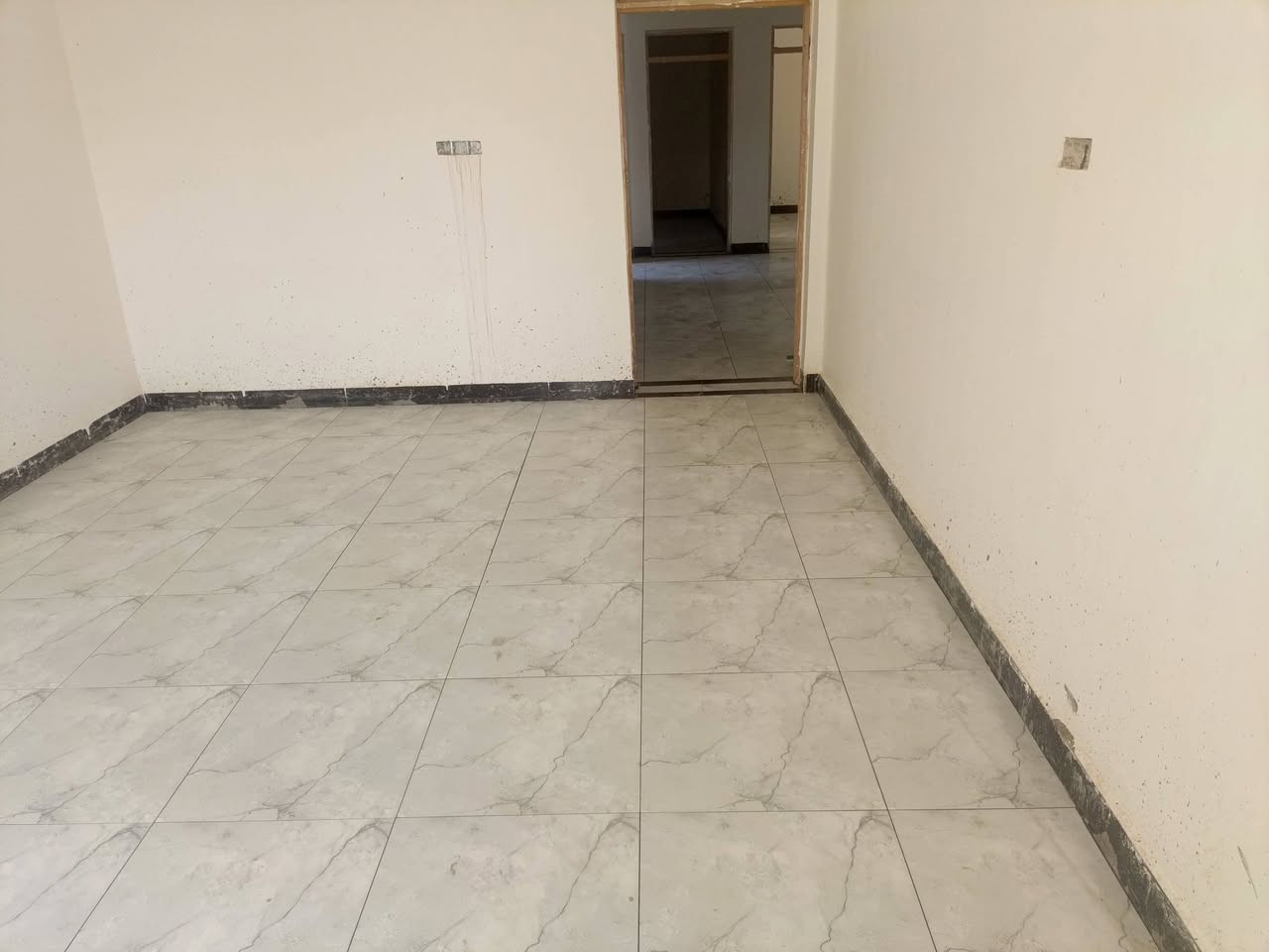سلام عليكم
تقدم لكم شركه النبأ للمقاولات 
بناء دار طابق واحد من الأساس إلى البيتونه
كامل متكامل وفتره بسيطه وبسعر مناسب 
البناء يكون
رباط شريطي 
بناء بل حجر سمنت ماس 
شيش FFاو نوعيه ثانيه مفحوص 
كرسته حديد ثقيل 
شبابيك بلاستك درجه اولى 
ابواب داخلي تركي 
سيراميك جدران شركه مريم اليراني 
بورسلين ارضيه
المجاري الامل الشريف 
تاسيس الماء من شركه المانيه
كهربائيات سعودي 
كل هذا وبسعر 53مليون دينار عراقي 
الاستفسار أكثر اتصل على الرقم *********** ويكون تسديد المبلغ على شكل دفعات العرض الى نهايه هذا شهر
