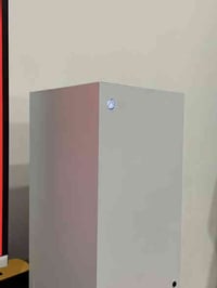 اكسبوكس سيريس اكس دجتال لون ابيض صارلي اقل من شهرين من اشتريته بعده حت...