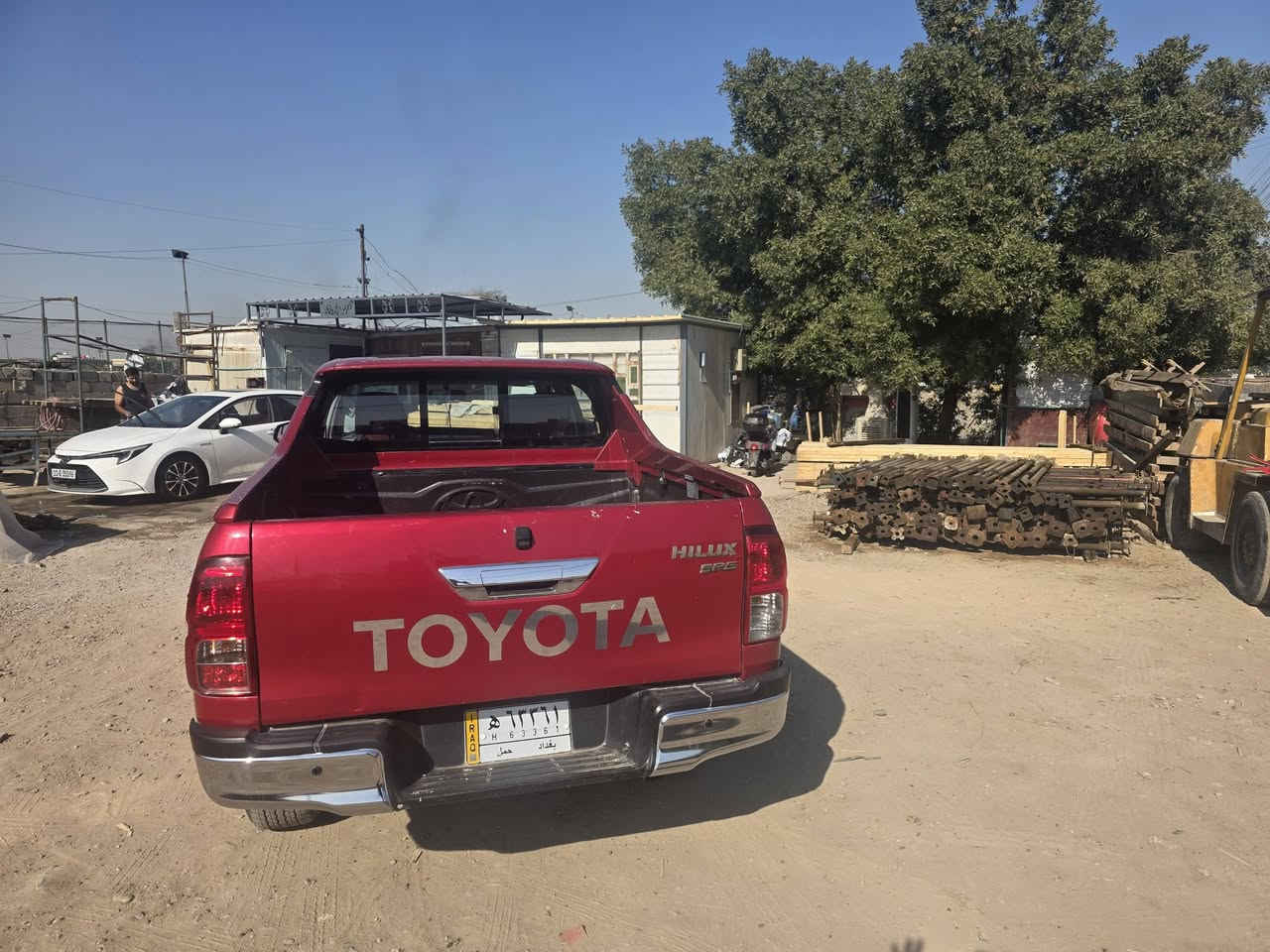 السلام عليكم
هايلوكس TRD  . 2019 كفالة عامة 
محرك 6 سلندر 
سعر 300 
للاتصال ***********
او مراوس حسب القناعة
