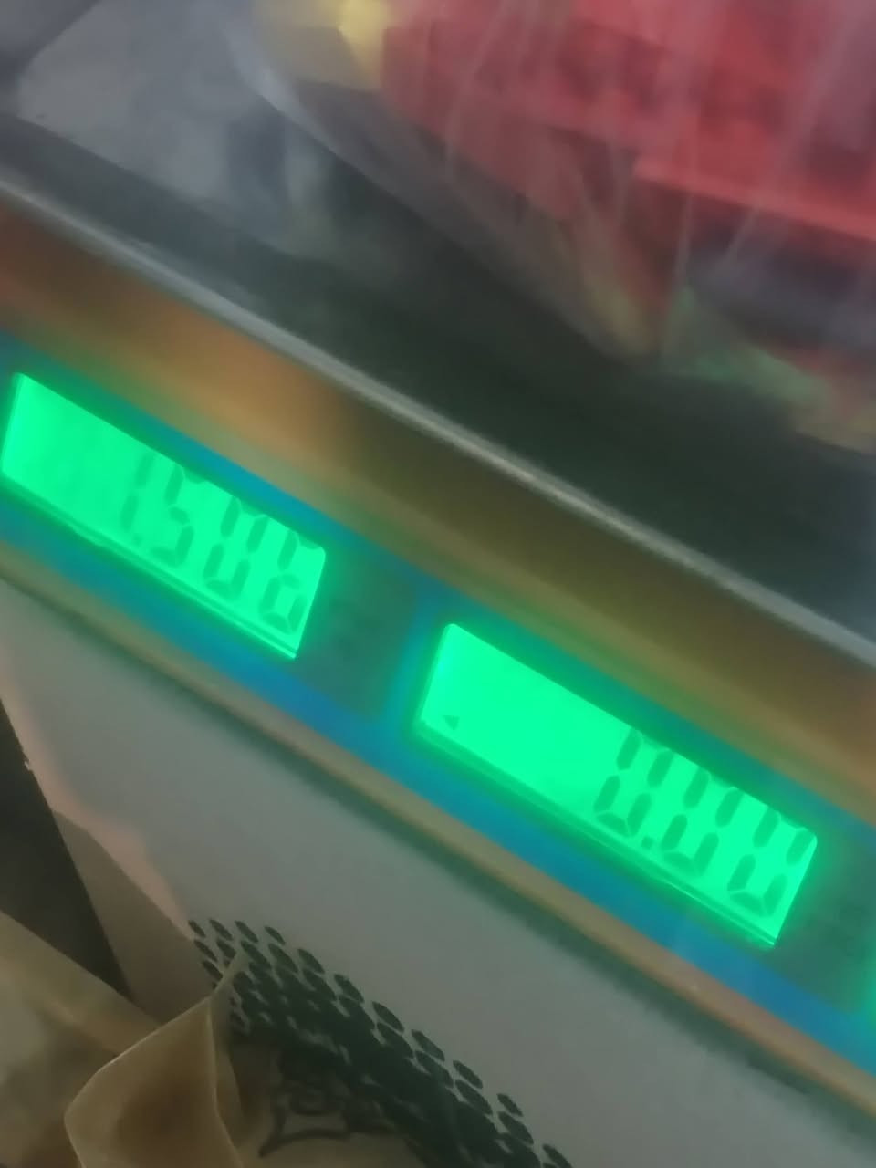 كيلو ونص ليغو اصلي مع علبة ليغو وزن ثقيل اصليه من الشركة التفاصيل بالصور


**إذا كنت صاحب هذا الإعلان وتريد حذفه لأي سبب، رجاءا أرسل رسالة إلى الدعم الفني**