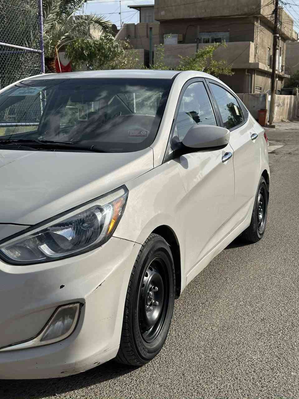 السلام عليكم للبيع اكسنت 2016 أمريكي مكينه 1600 جاهزه من كلشي فقط نص جاملغ امامي صبغ بدون دواخل بدون ضرر بدون أرباك باسمنا مكان السياره حي اور فلكه صباح الخياط السعر 86$ الاتصال ***********
